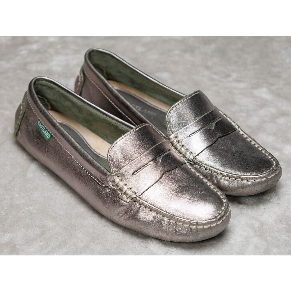 Eastland Patricia Silver Metallic Penny Loafer Driving Mocassins Womens Size 6.5